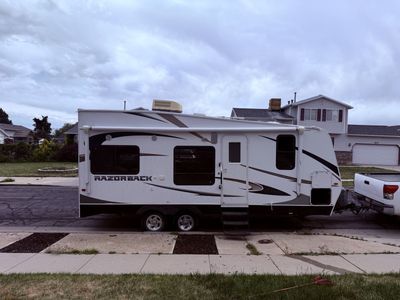 2013 Dutchman Razorback Toy Hauler