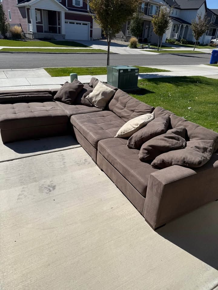 Oversized Sectional Sofa with Chaise – American Signature – 146" Wide! - $675