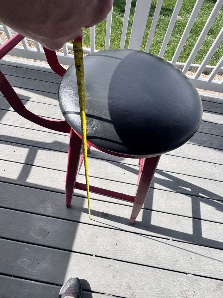 Main image 6