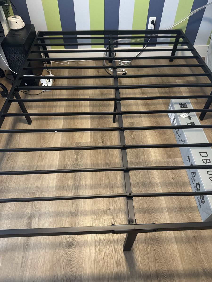 Wedx Queen Platform Bed Frame - Black Steel Slat  FREE