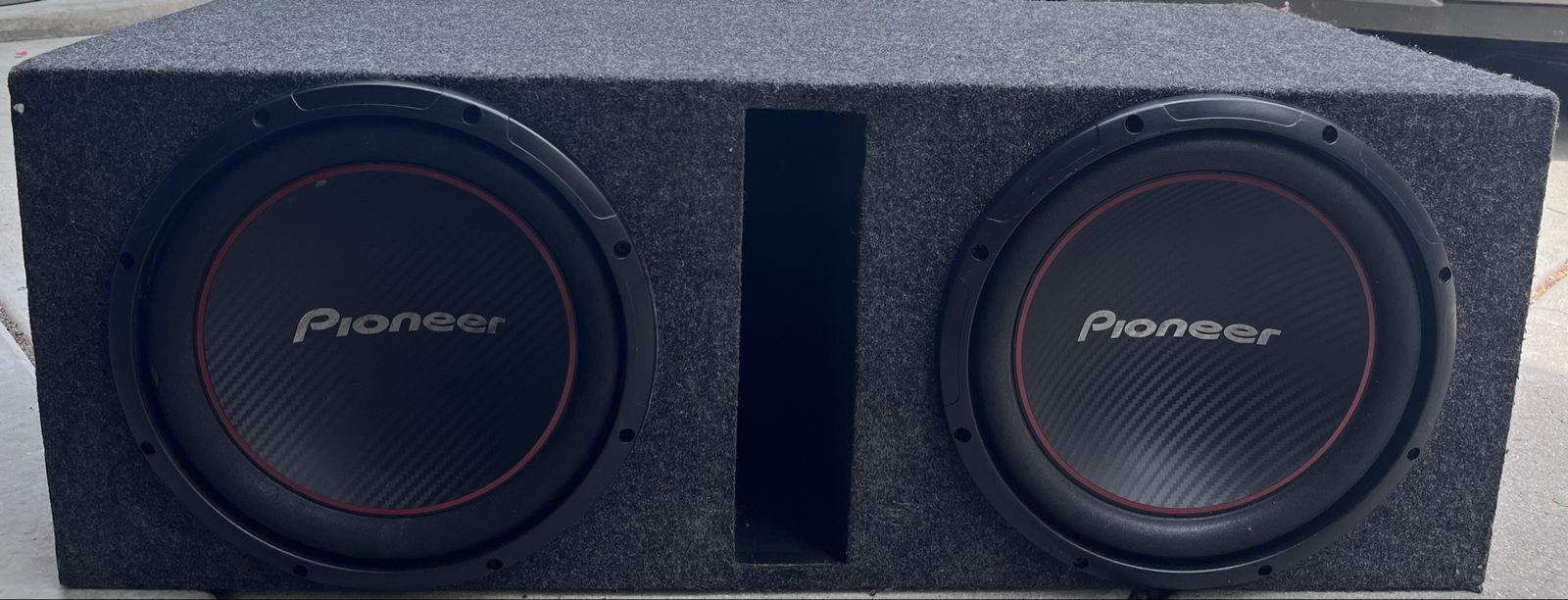Pioneer Dual 12-inch Subwoofer Enclosure Ported box