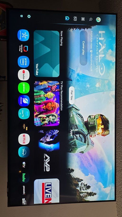 Samsung 55 Inch 120 hz 4k Smart TV Model UN55DU8000F with Solar Remote