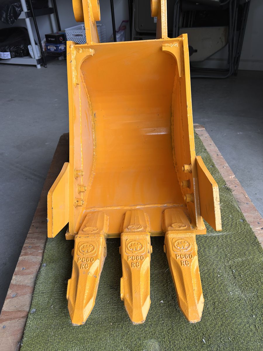 New 12” Mini Excavator Bucket