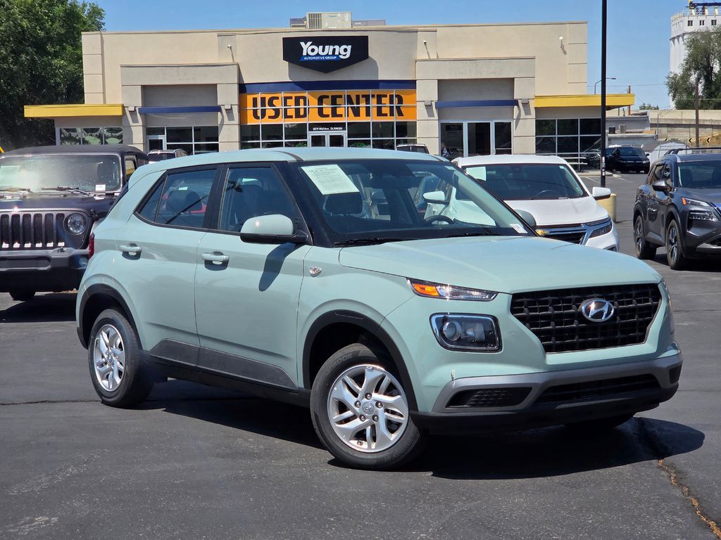 2026 Hyundai Venue SE