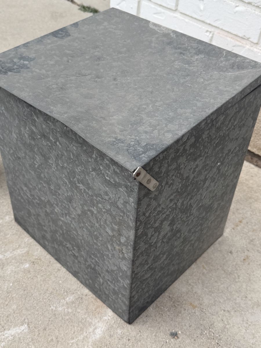 Main image 5