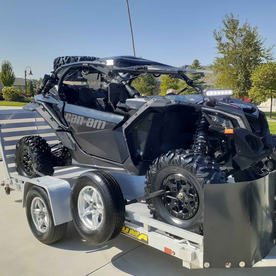 2021 Can-Am Maverick X3 XRS Turbo RR Smart-Shox & Aluma Trailer Package