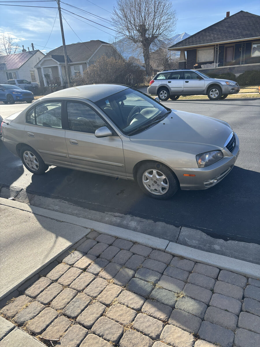 2005 HYUNDAI ELANTRA GLS