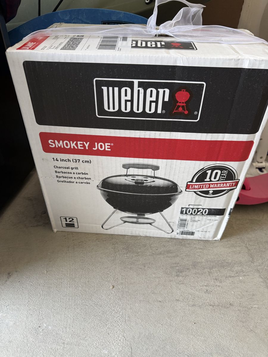 New in Box Weber Smokey Joe 14 Inch Portable Charcoal Grill Black