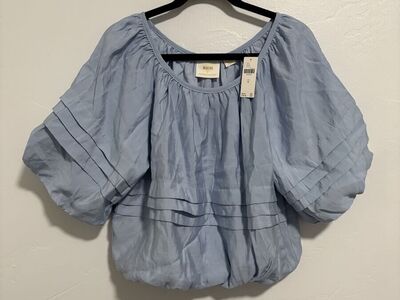 NWT Anthropologie Blue Maeve Short-Sleeve Bubble Tiered Top women's size Medium $40 cash/venmo in Draper