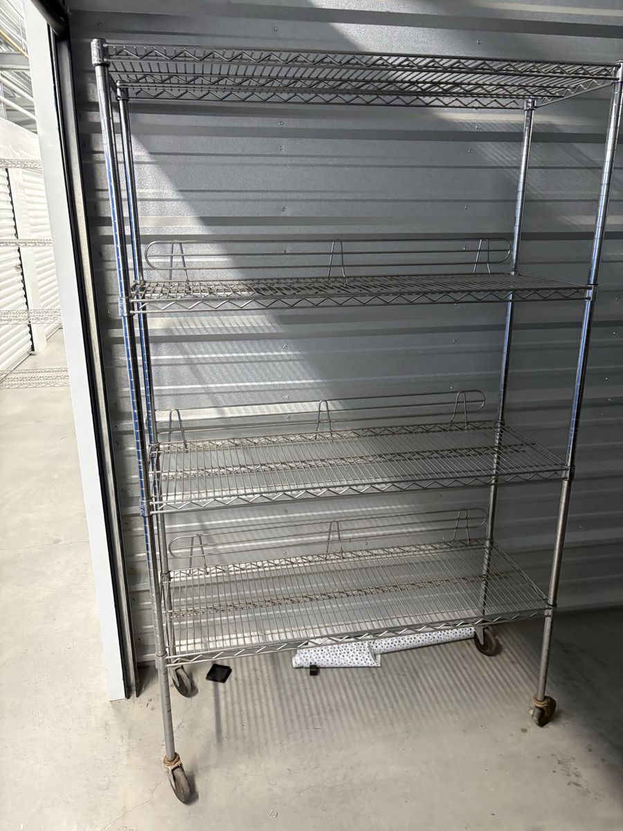 4 Commercial NSF Wire Shelving Racks – Seville Classics