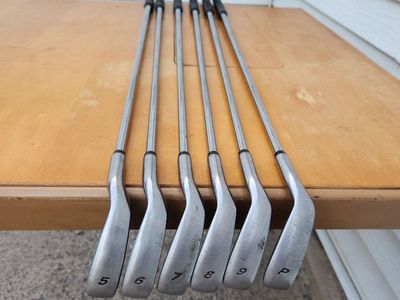 taylormade, golf irons, right hand, good condition