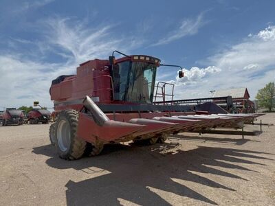 1998 Case 2388 Combine 023763