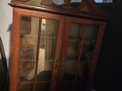 Cherry Wood Wall Mount Curio Cabinet w/ Double Glass Doors & 3 Shelves - 20" H x 16.5" W