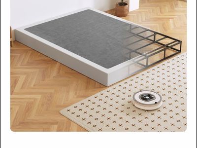 Queen metal box spring w/cover 7”