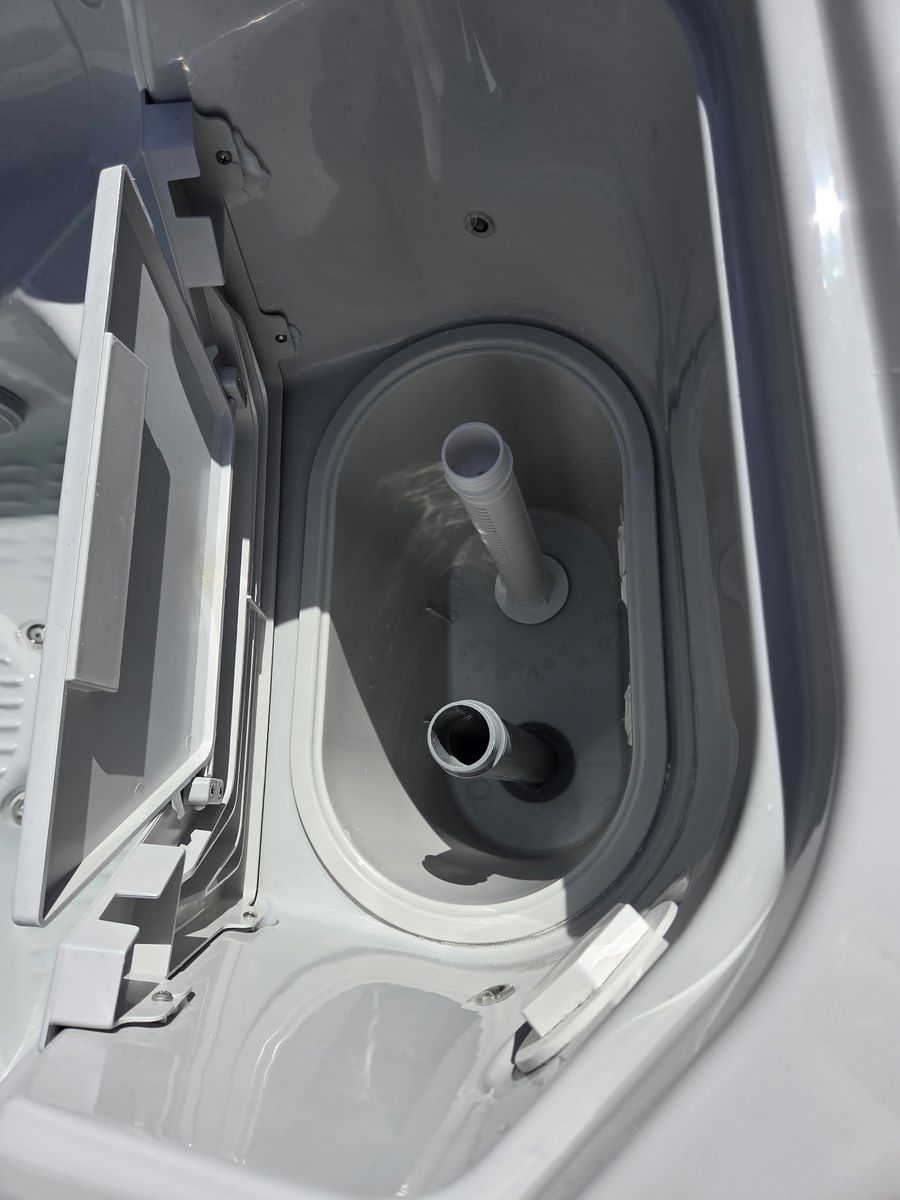 Main image 4