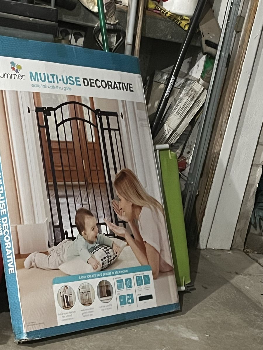 Summer Infant Multi-Use Decorative Extra Tall Walk-Thru Gate - New in Box