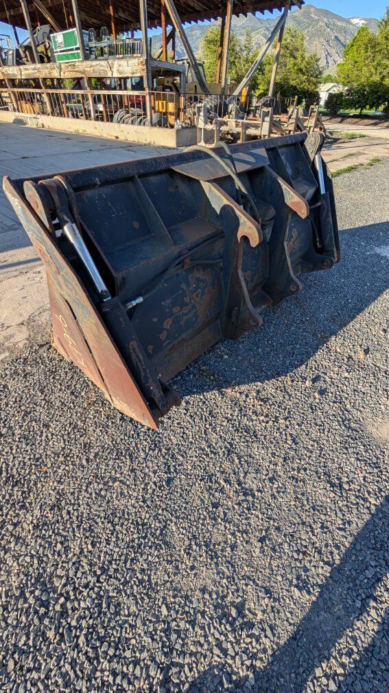 cat caterpillar it 28 wheel loader 4 in 1 bucket