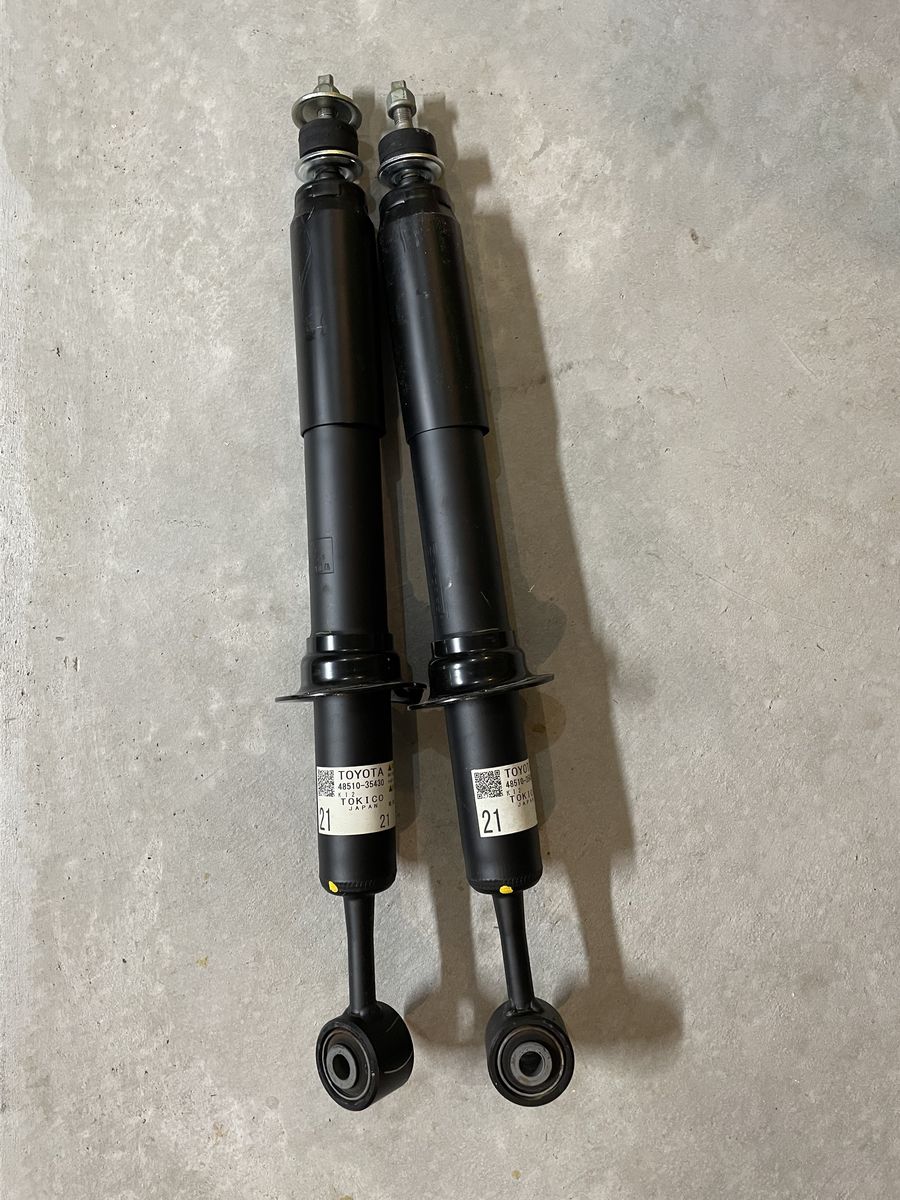 OEM Toyota 4Runner Front Shocks (Pair) - 200 Miles - $100 (Or $300 Full Package!)