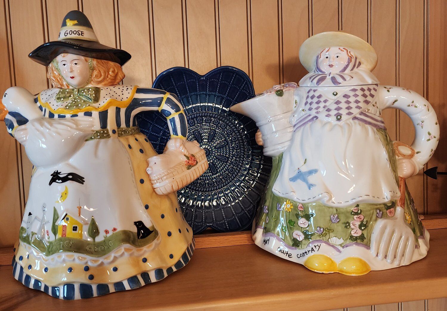 Department 56 Storybook Village Teapots