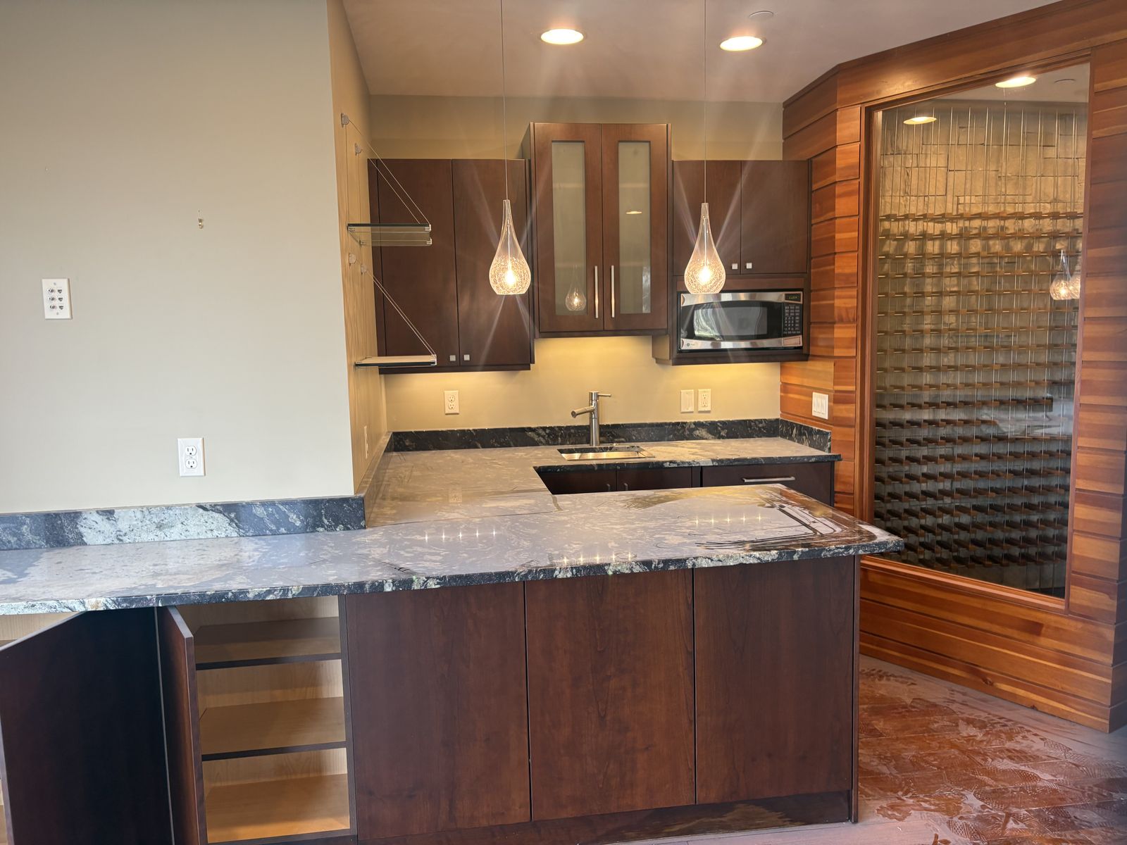 Cabinets and Built in Appliances