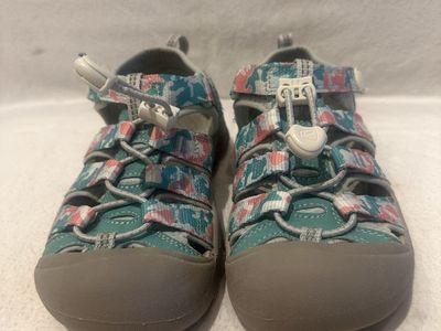 Keen toddler size 13 teal/pink/white washable, hiking sandals