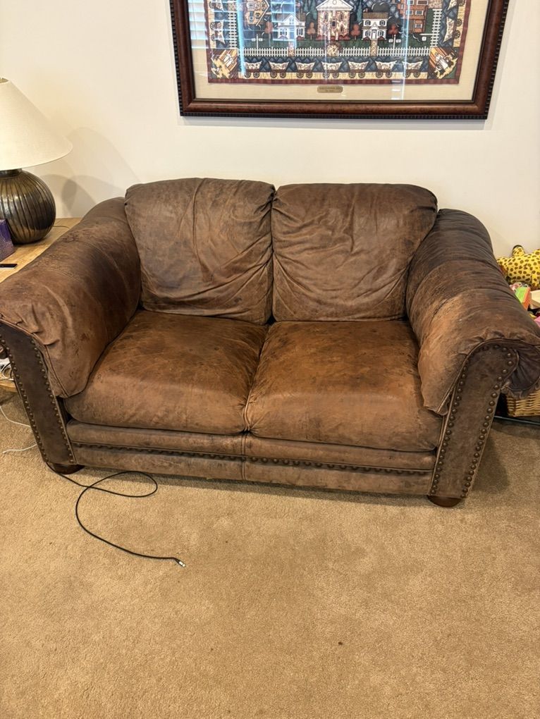 Free Leather Couch And Loveseat