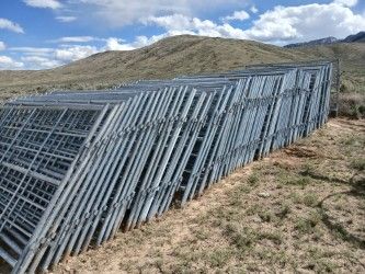 Heavy-Duty Galvanized Horse Panels – 72” x 120” – Excellent Condition - $150 (Mackay, Idaho)