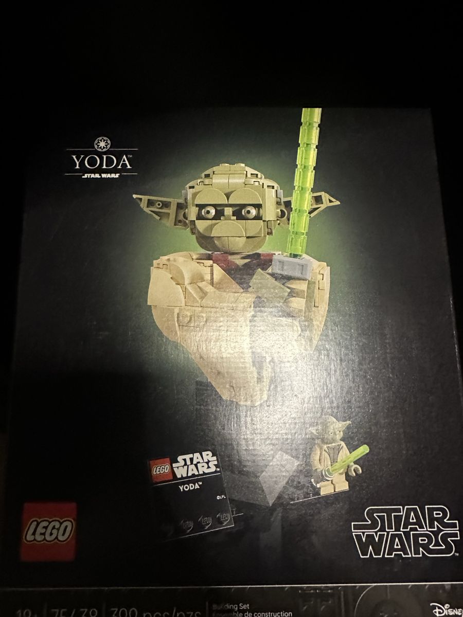 Lego Star Wars Yoda Bust
