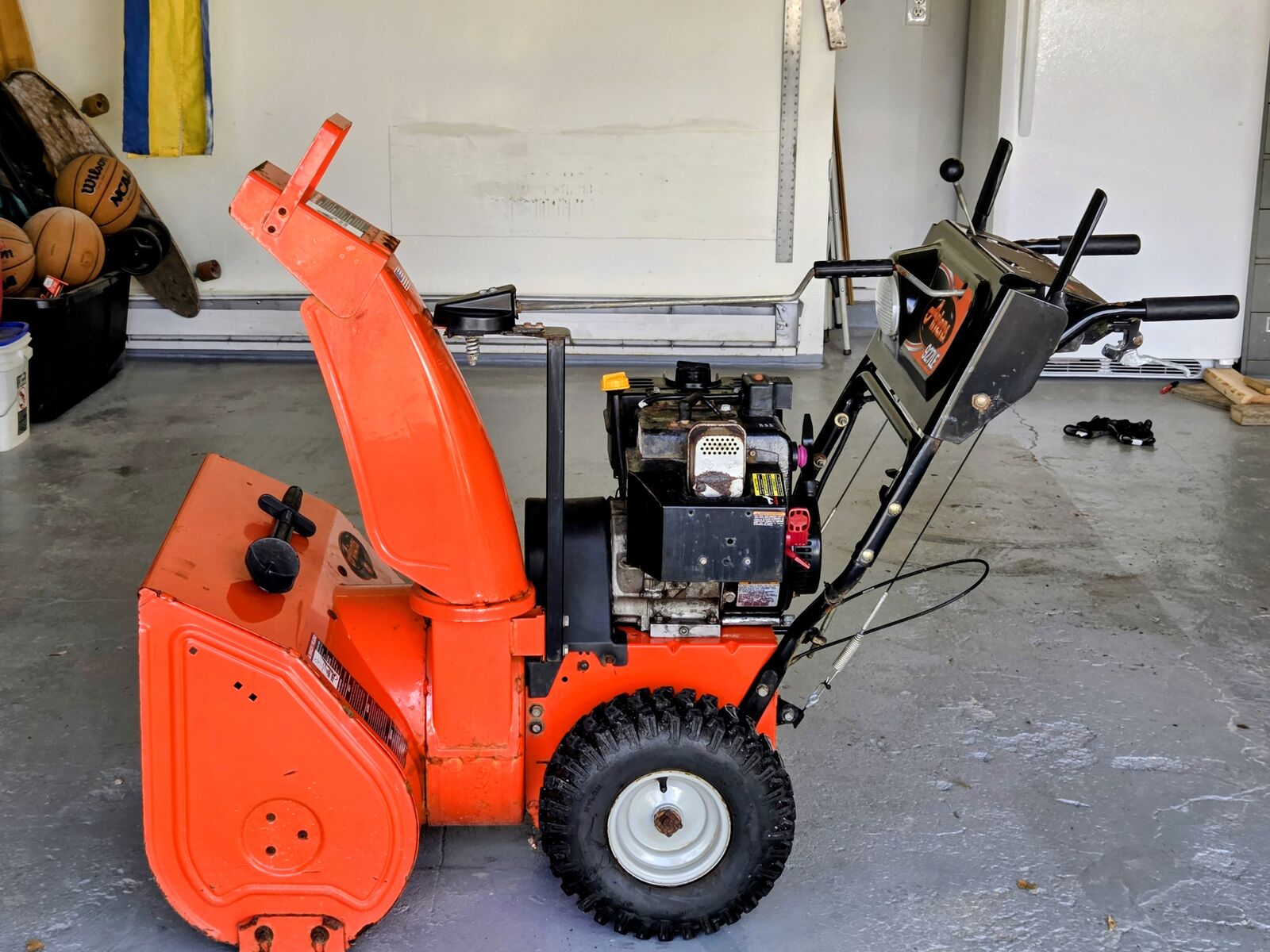 Ariens 927LE Snowblower