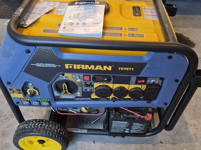 Firman 9400 watt peak Tri-Fuel Generator
