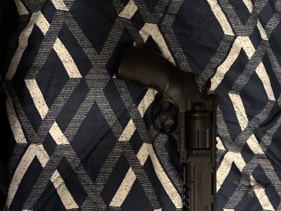 UMAREX BB AIR SOFT GUN