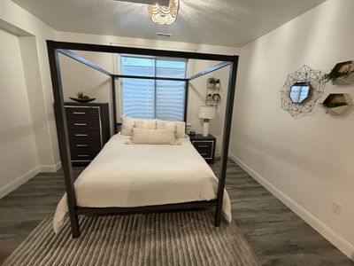 Queen bedroom set