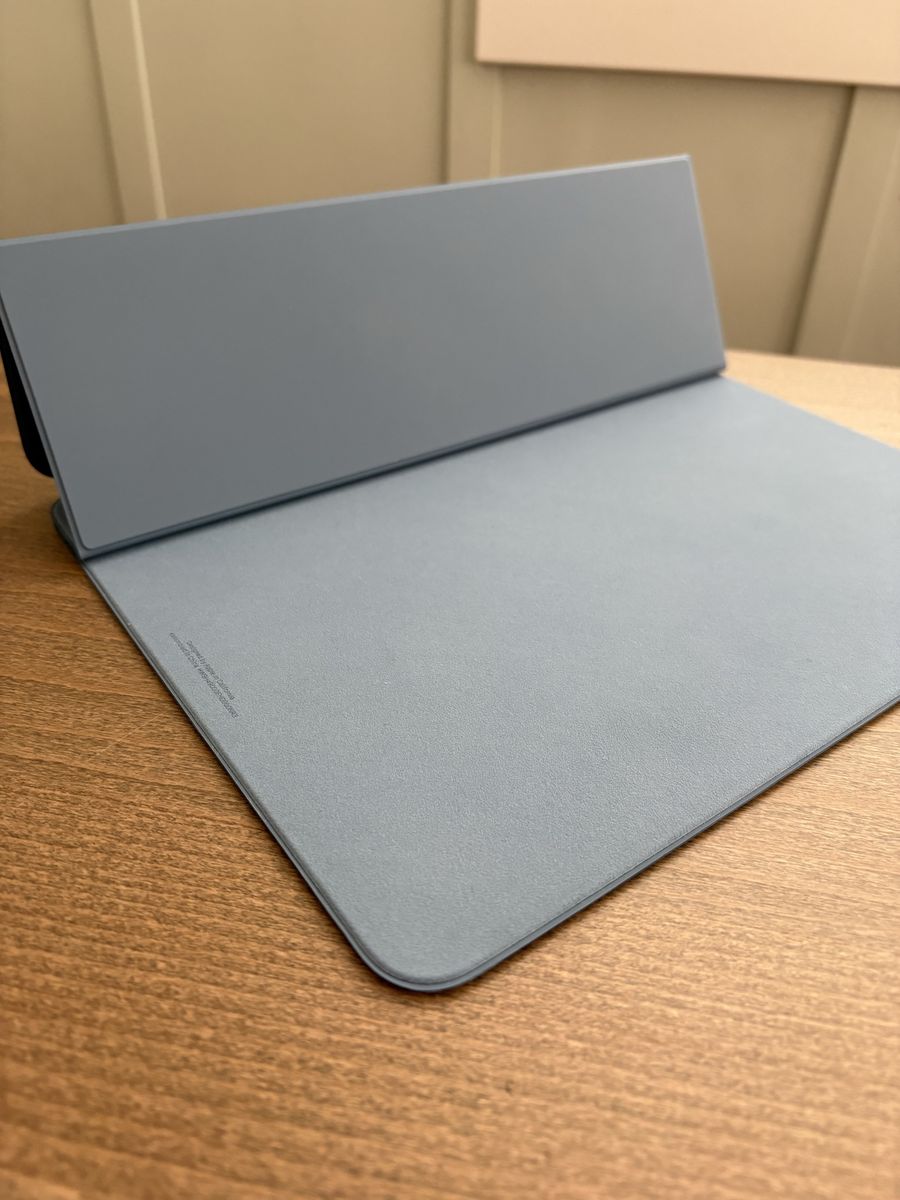 Apple iPad Smart Folio Case Gray
