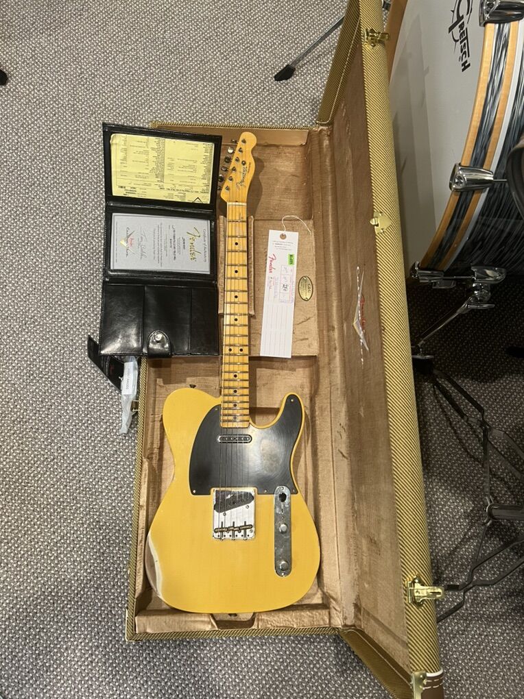 Fender Custom Shop LTD Tomatillo Blackguard Tele