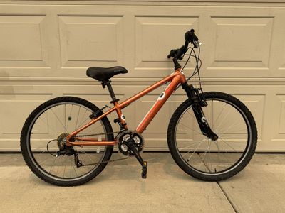 Diamondback 24-inch Youth Mountain Bike