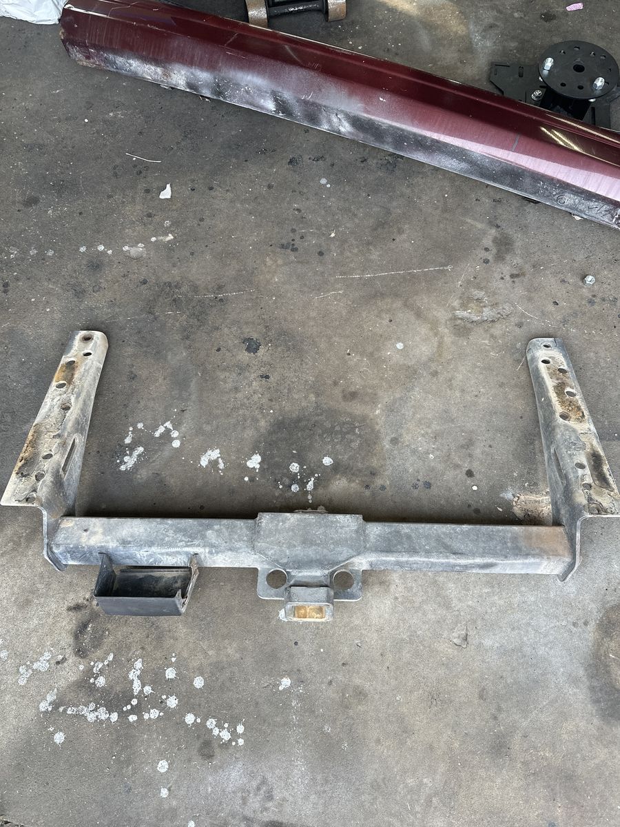 84-01 Jeep Cherokee XJ Tow Hitch Trailer Receiver