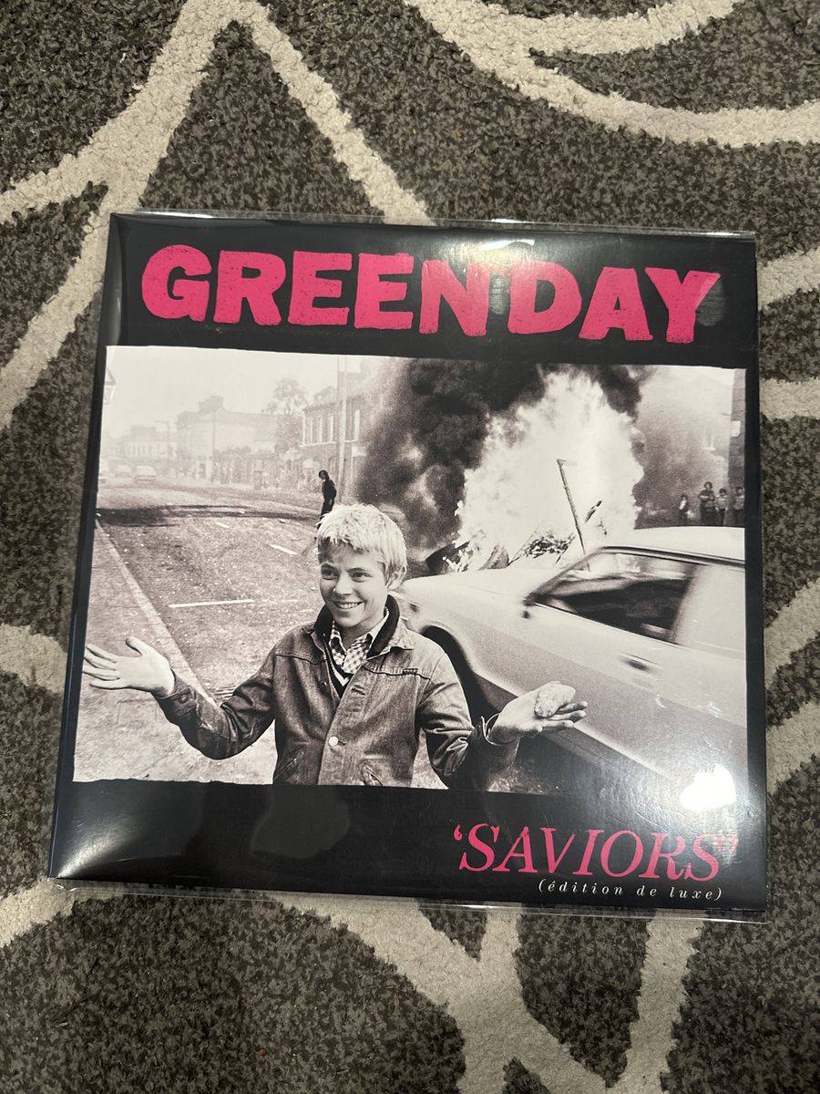 Green Day Saviors Vinyl