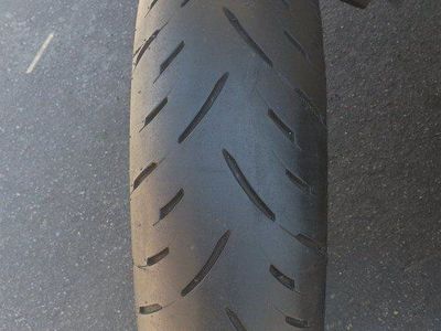 * Nice 160/60ZR17 Rear Motorcycle Tire *
