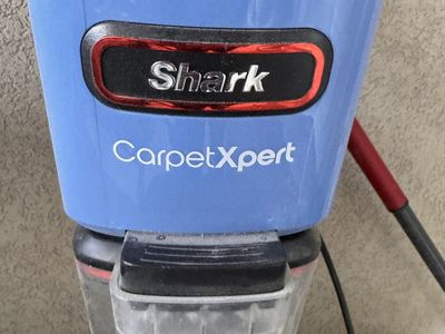 Shark CarpetXpert Upright Vacuum Blue - Model: IZ162H