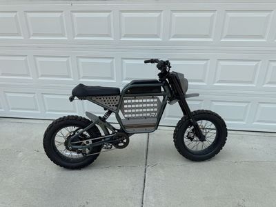 Ride1Up Revv 1 Electric Bike - Gray Fat Tire Moped Style E-Bike