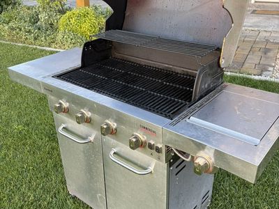 Charbroil Grill