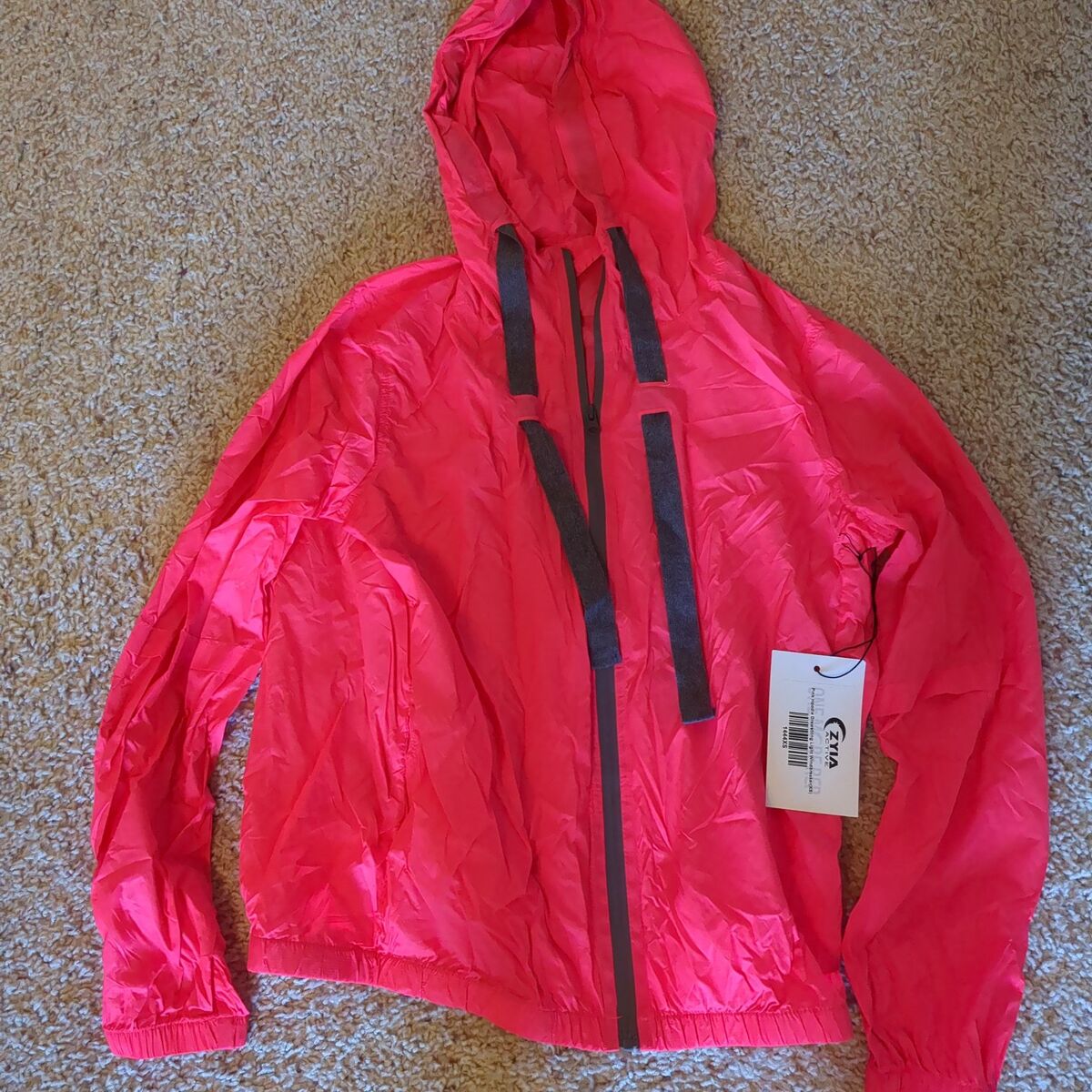 Brand New! Zyia lightweight windbreaker sz XS