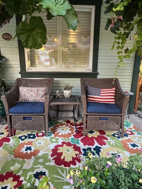 Indoor / Outdoor Whicker Chair set