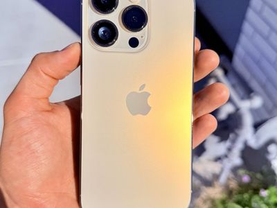 Apple iPhone 14 Pro, 256 GB - Unlocked