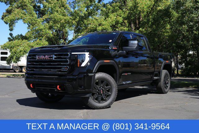 2025 GMC Sierra 3500HD AT4