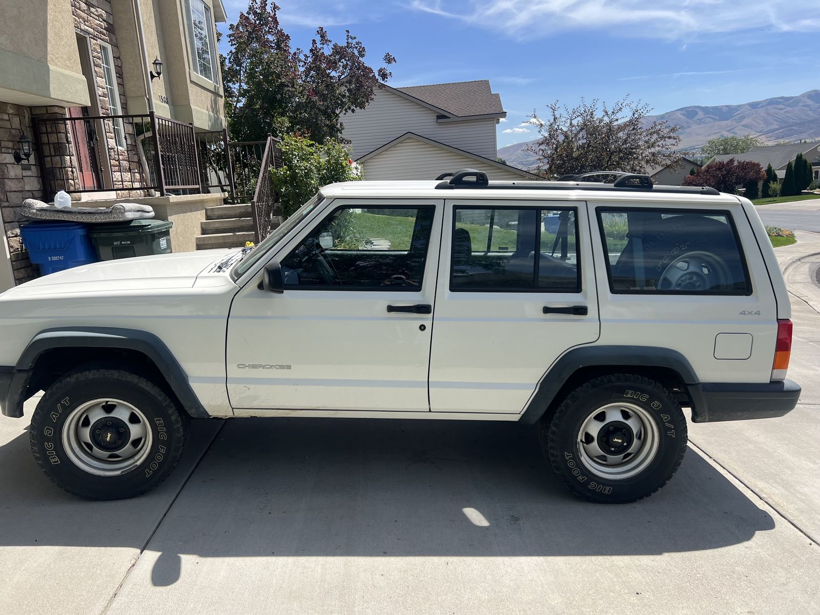 1999 JEEP CHEROKEE SE