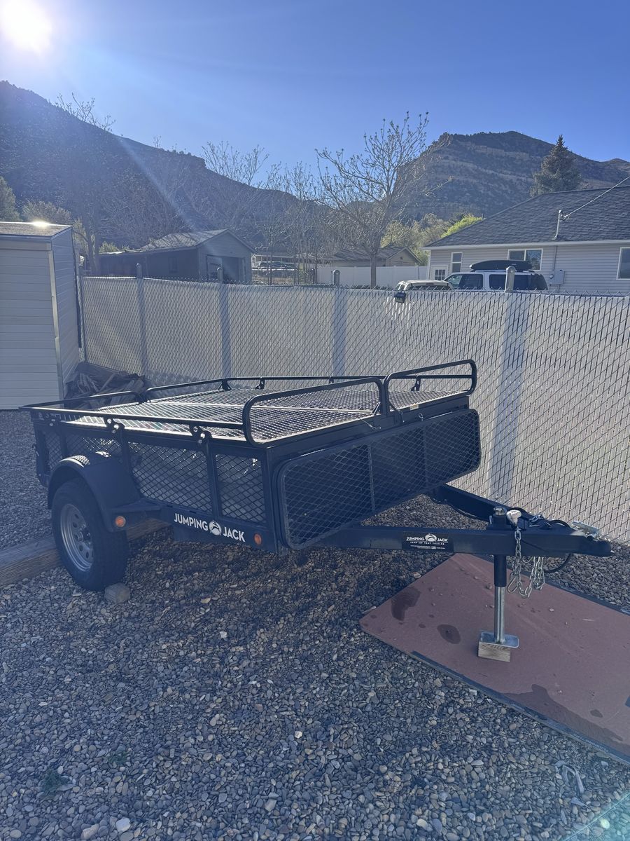 Jumping Jack 6x8 Tent Trailer