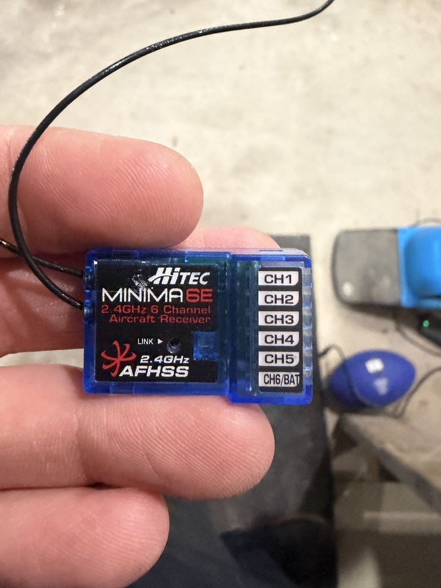 Hitec receiver