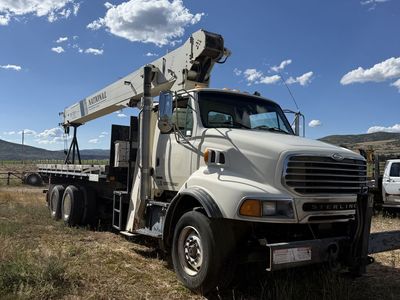 2004 National boom truck crane