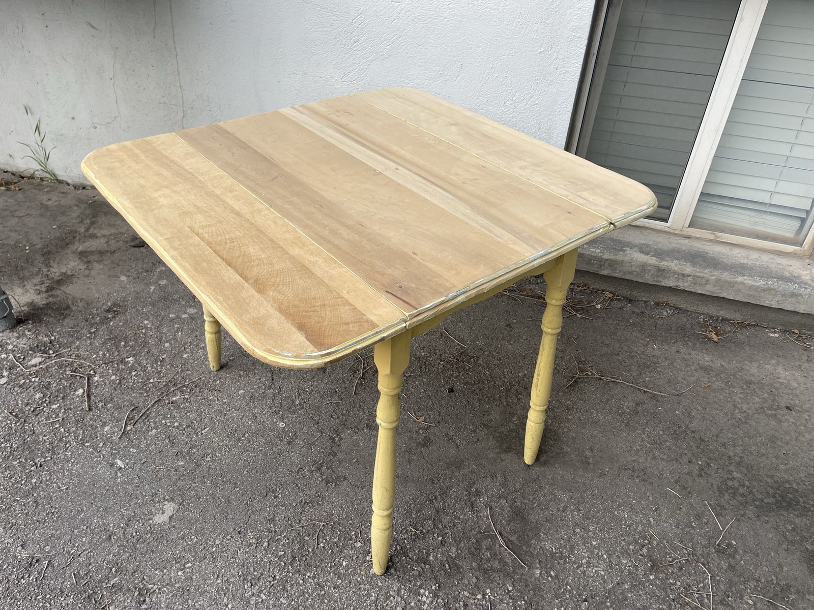 Main image 6